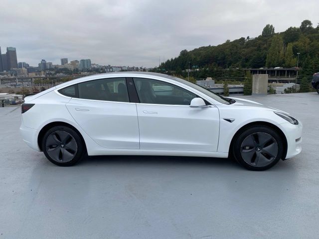 Used 2020 Tesla Model 3 Standard Range Plus RWD image 2
