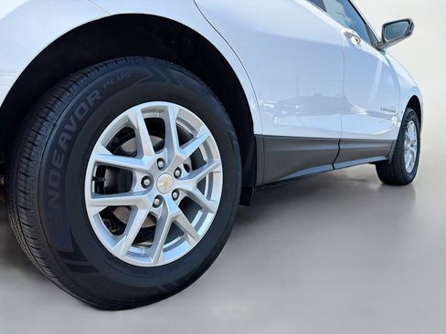 Used 2022 Chevrolet Equinox LT AWD/4WD image 15