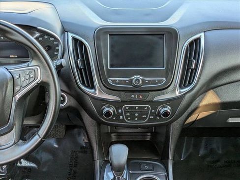 Used 2024 Chevrolet Equinox LT image 12