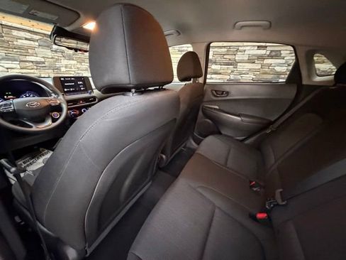 Certified 2023 Hyundai Kona SEL AWD/4WD image 26