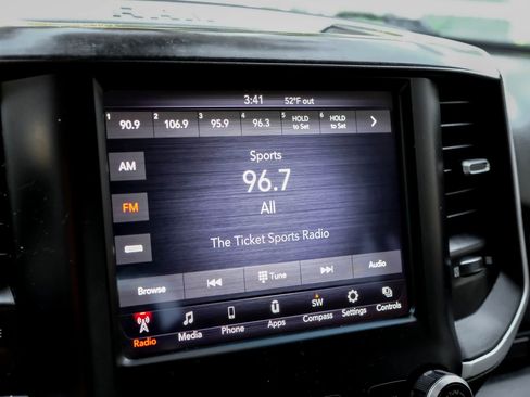 Used 2019 RAM 2500 Big Horn image 23