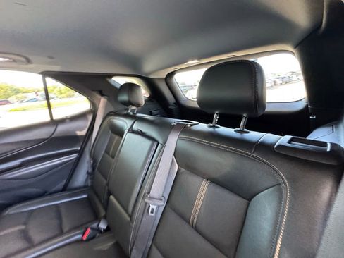Used 2023 Chevrolet Equinox Premier image 21