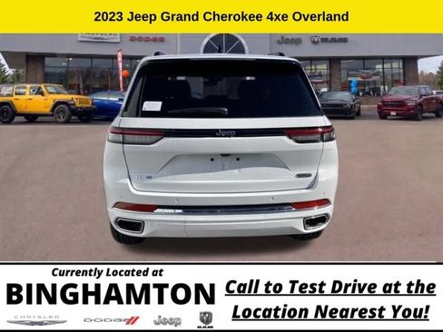 New 2023 Jeep Grand Cherokee Overland AWD/4WD image 5