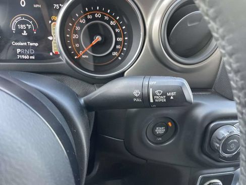 Used 2018 Jeep Wrangler Sport AWD/4WD image 23