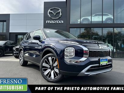 New 2025 Mitsubishi Outlander SE