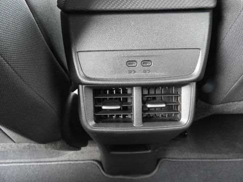 Used 2026 Chevrolet Equinox LT w/ LPO, Floor Liner Package AWD/4WD image 22