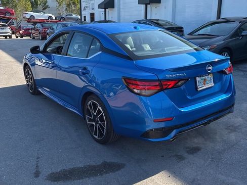 Used 2025 Nissan Sentra SR w/ SR Premium Package FWD image 3