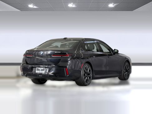 New 2026 BMW i7 eDrive50 w/ M Sport Package RWD image 9