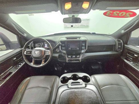 Used 2023 RAM 2500 Tradesman w/ Chrome Appearance Group AWD/4WD image 16