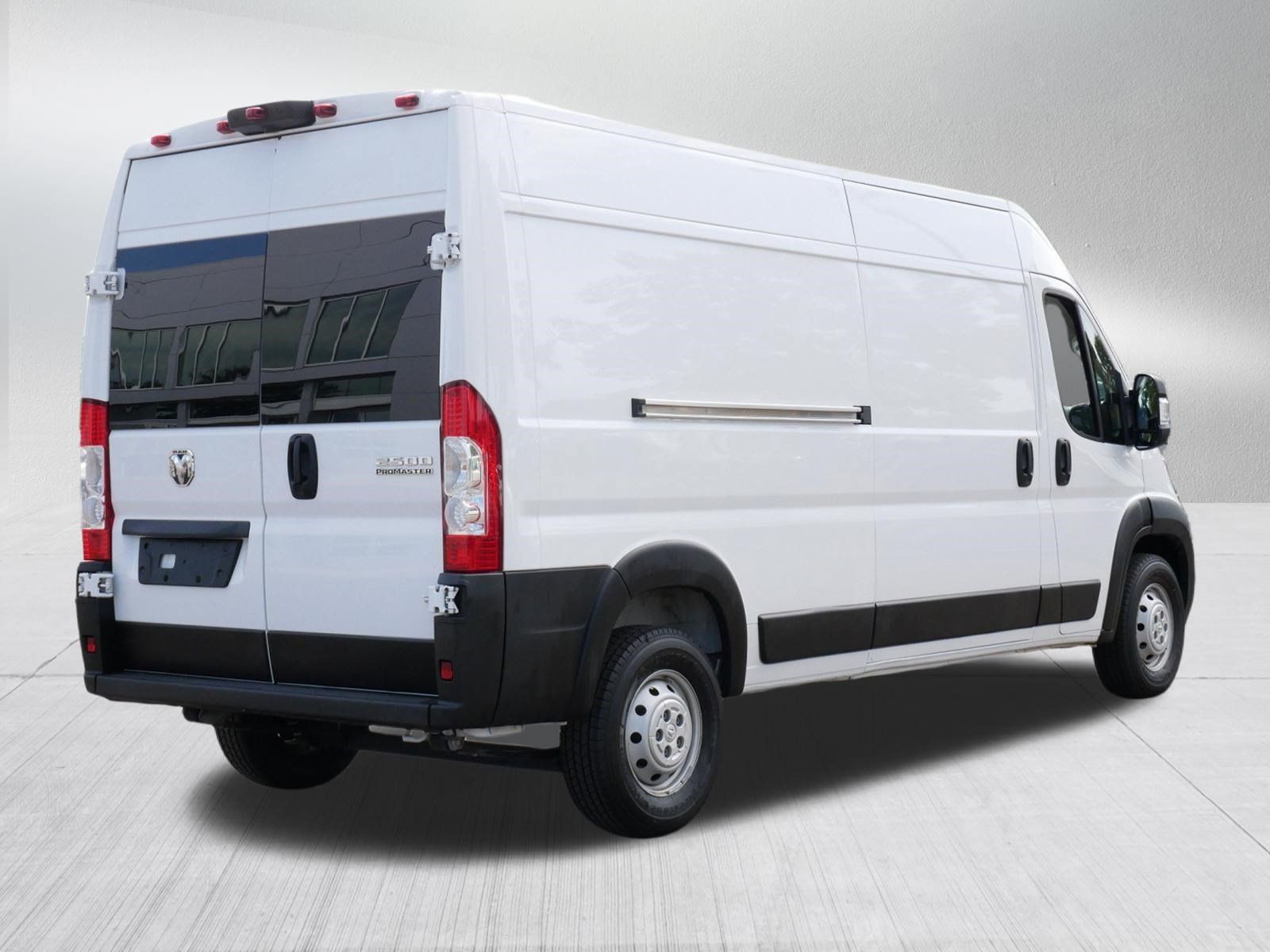 Used 2023 RAM ProMaster 2500 FWD image 7