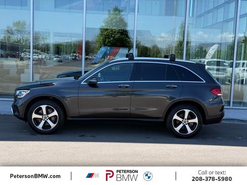 Used 2021 Mercedes-Benz GLC 300 4MATIC image 2