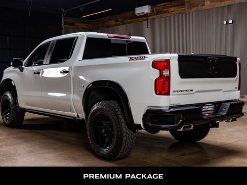 Used 2024 Chevrolet Silverado 1500 LT Trail Boss w/ LT Trail Boss Premium Package AWD/4WD image 6