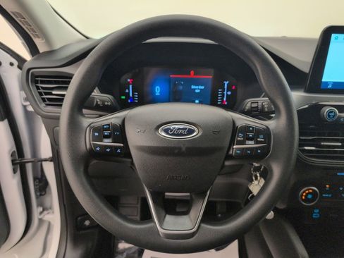 Used 2023 Ford Escape FWD image 32