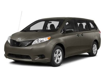 Used 2014 Toyota Sienna LE