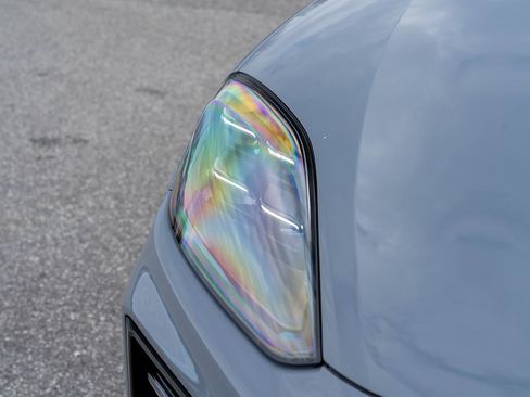 Certified 2025 Porsche Cayenne GTS image 19