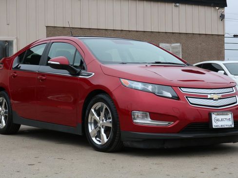 Used 2012 Chevrolet Volt Premium w/ Premium Trim Package image 5