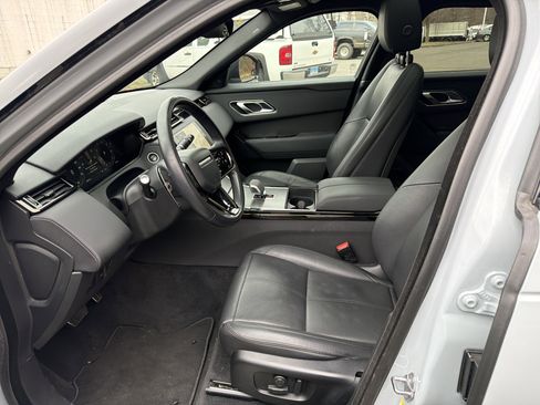 Used 2025 Land Rover Range Rover Velar Dynamic SE image 14