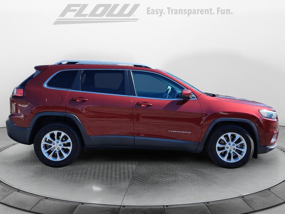 Used 2019 Jeep Cherokee Latitude w/ Popular Appearance Group FWD image 9
