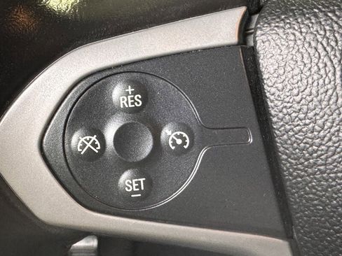 Used 2022 Chevrolet Colorado LT w/ LT Convenience Package image 24