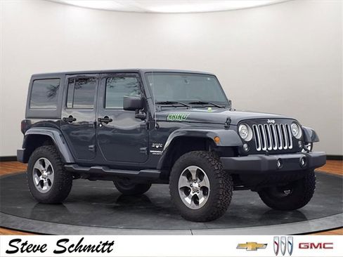 Used 2017 Jeep Wrangler Unlimited Sahara w/ Connectivity Group image 25