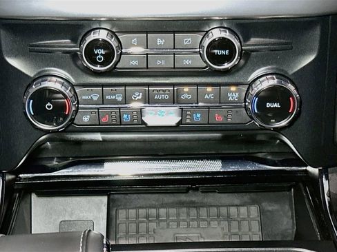 Certified 2022 Ford F150 Lariat w/ Equipment Group 502A High AWD/4WD image 13