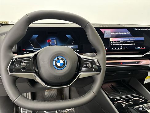 New 2026 BMW i5 eDrive40 image 22