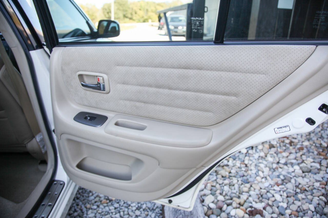 Used 2001 Lexus IS 300 w/ Leather Trim Pkg RWD image 63
