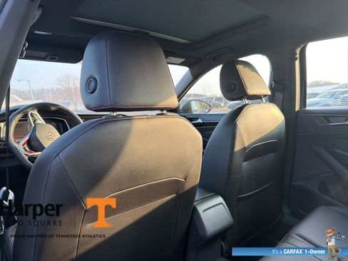 Used 2024 Volkswagen Jetta GLI Autobahn image 10