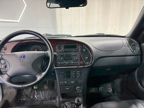Used 1998 Saab 900 SE Turbo FWD image 13