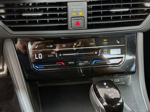 Used 2025 Volkswagen Jetta Sport FWD image 23