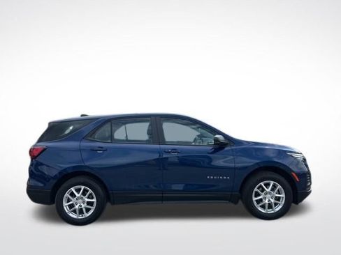 Certified 2022 Chevrolet Equinox LS image 16