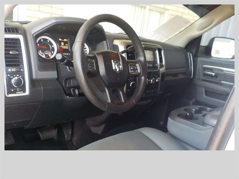Used 2015 RAM 3500 SLT AWD/4WD image 19