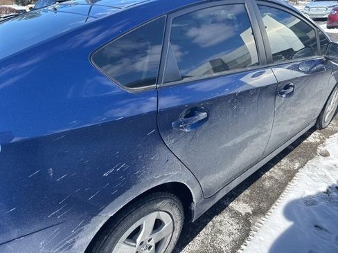 Used 2011 Toyota Prius Three image 4