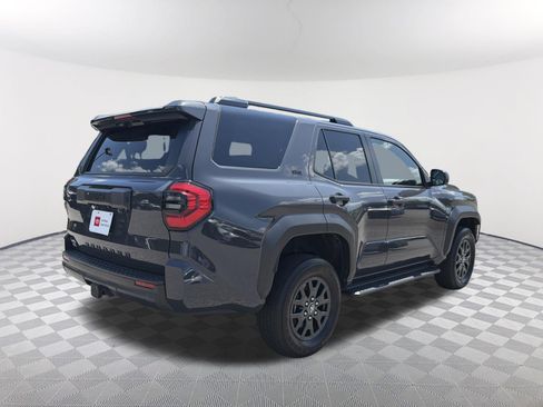 Certified 2025 Toyota 4Runner SR5 AWD/4WD image 16