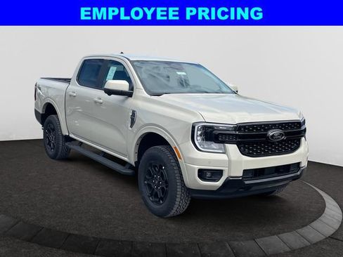 New 2026 Ford Ranger Lariat w/ Black Appearance Package AWD/4WD image 7