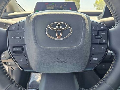 Certified 2026 Toyota Prius XLE FWD image 22