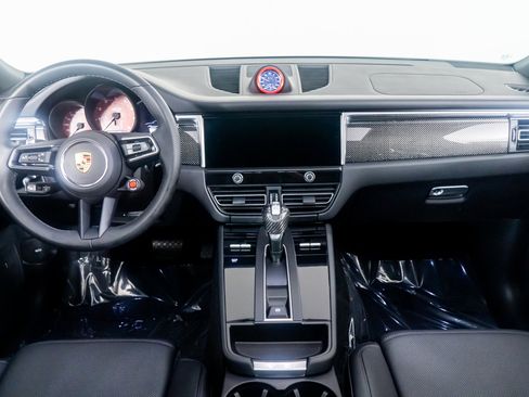 Used 2024 Porsche Macan GTS image 38
