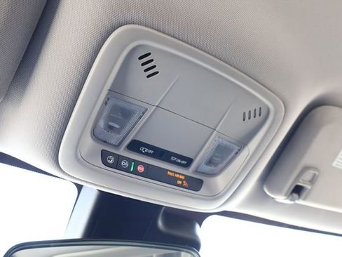 Used 2023 Chevrolet Malibu LT FWD image 26