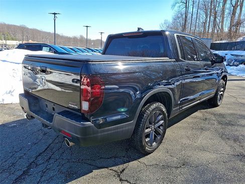 Used 2023 Honda Ridgeline Sport image 6