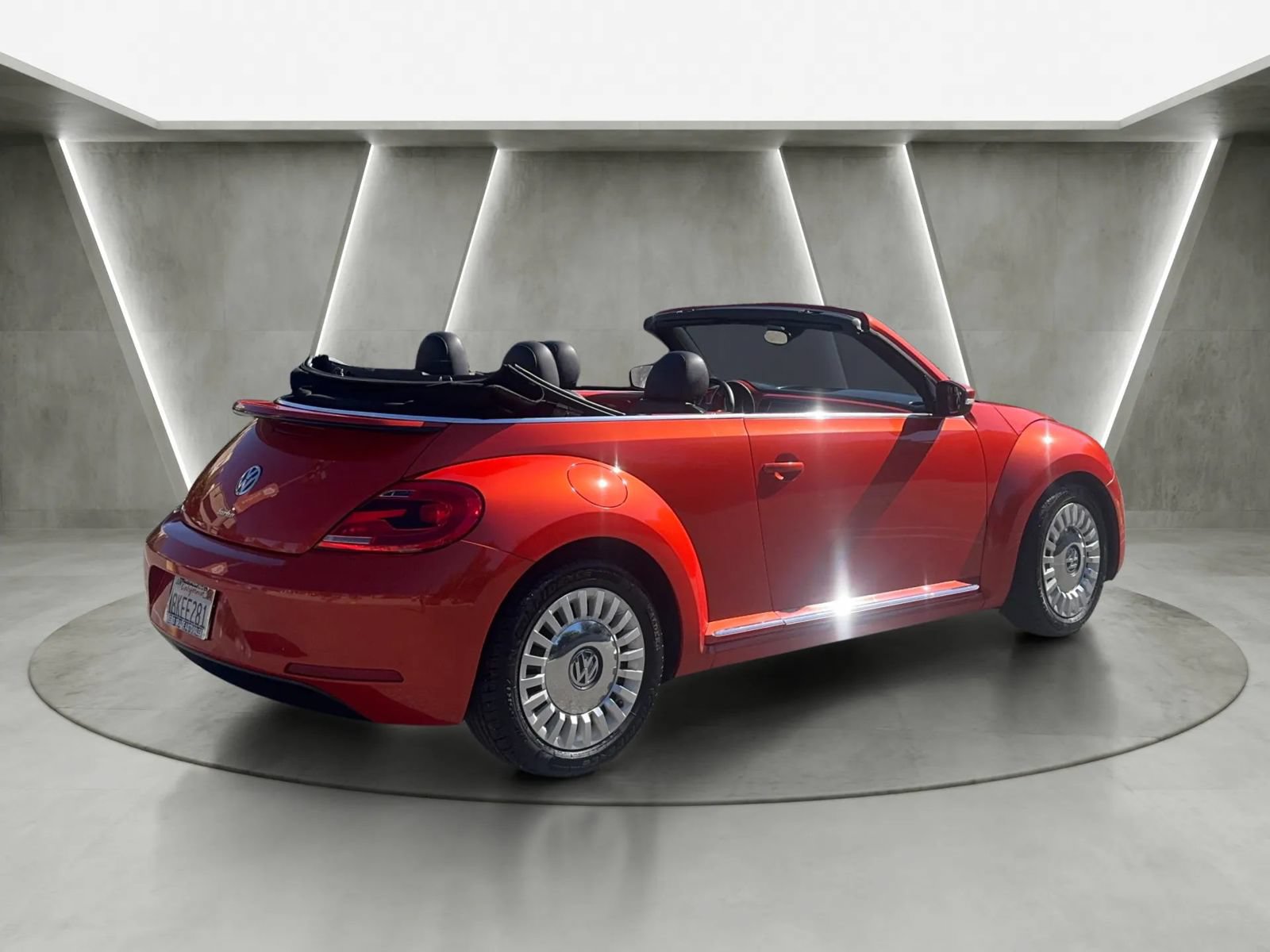 Used 2016 Volkswagen Beetle 1.8T SEL FWD image 5