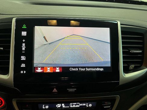 Used 2016 Honda Pilot EX image 25