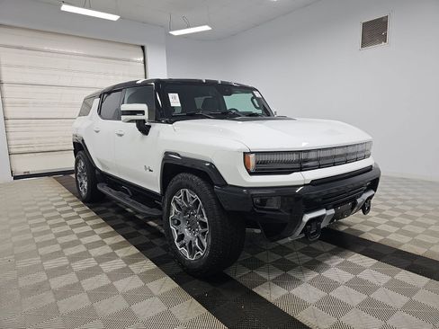 Used 2025 GMC Hummer EV 3X AWD/4WD image 3
