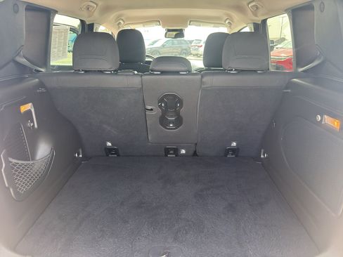 Used 2017 Jeep Renegade Latitude AWD/4WD image 35