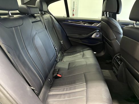 Used 2017 BMW 540i image 37