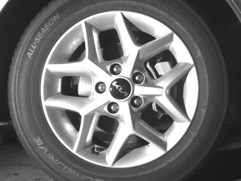 Used 2025 Kia Soul LX w/ LX Technology Package FWD image 13