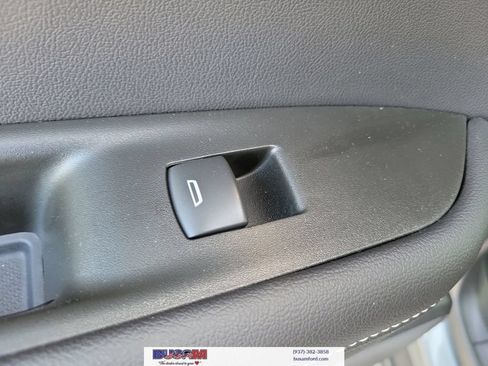 Used 2025 Chevrolet Blazer LT AWD/4WD image 15