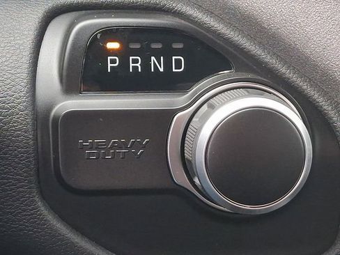 Used 2024 RAM 2500 Tradesman w/ Chrome Appearance Group image 13