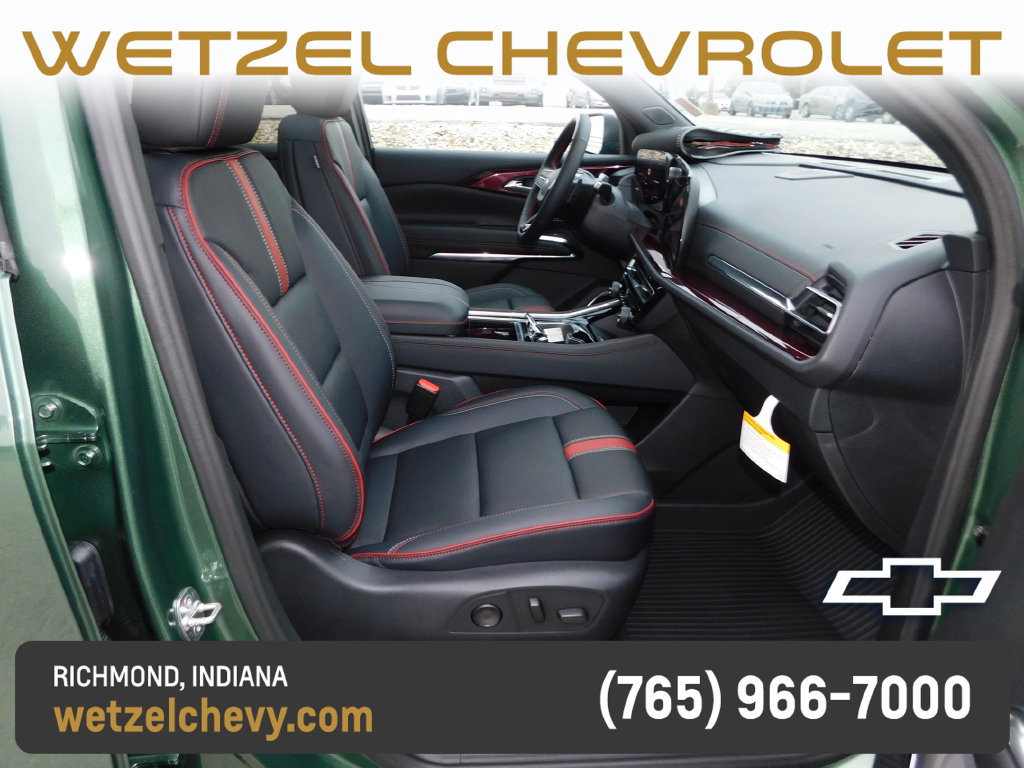 New 2027 Chevrolet Traverse RS w/ LPO, Floor Liner Package FWD image 18