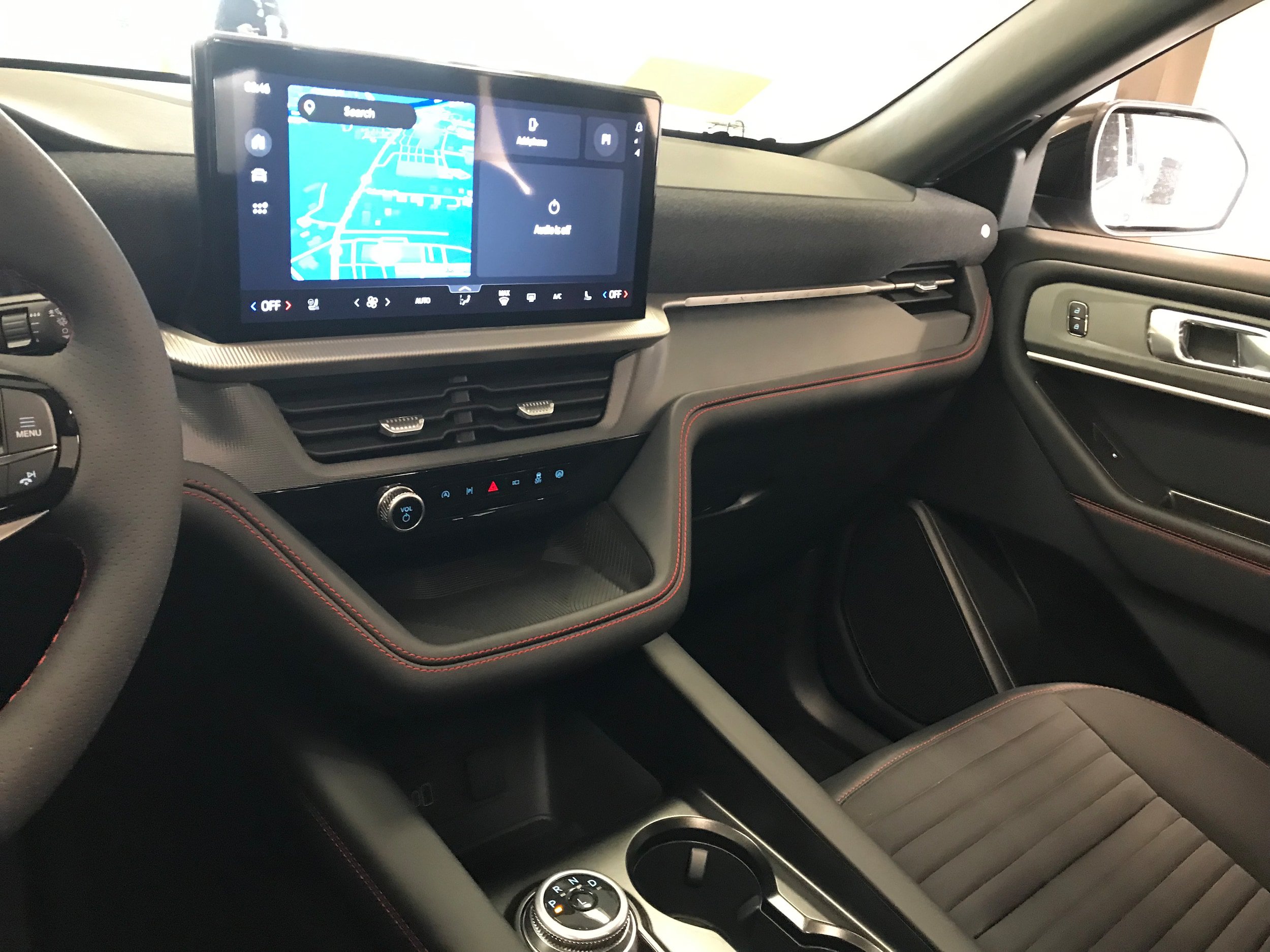 New 2027 Ford Explorer ST-Line w/ Premium Package AWD/4WD image 13