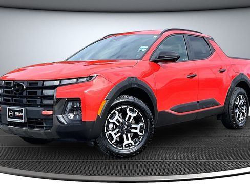 Used 2025 Hyundai Santa Cruz XRT AWD/4WD image 3